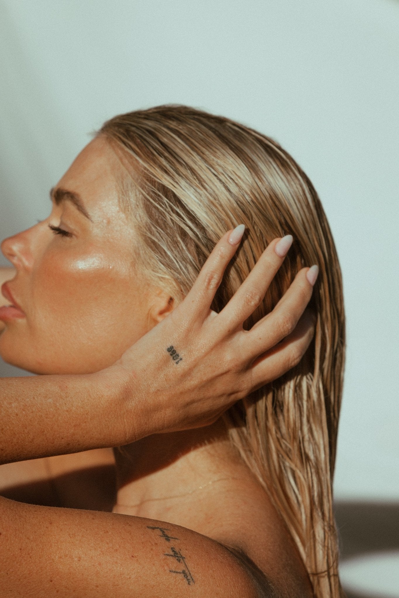 RESTORATIVE SHAMPOO - L'Ouest